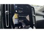 Volvo XC40 Plug-in Hybrid T4 Inscription | Trekhaak | Adaptieve Cruise Control | Lederen bekleding | Achteruitrijcamera | Navigatie | Stoel- en stuurverwarming | Draadloze telefoonlader | Parkeersensoren voor + achter | Apple Carplay / Android Auto | Getint glas | Dode hoek detectie BLIS |
