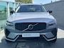 Volvo XC60 2.0 T6 Plug-in hybrid AWD Ultra Dark / Trekhaak / Pano. dak / 360 camera / Head-up display / Elek. verstelbare stoelen / Stuur + stoelverwarming / BLIS / Harman Kardon /