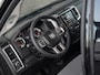 Dodge Ram 1500 5.7 V8 Classic Night 4x4 Crew Cab |Keyless Entry |6 zitplaatsen |Apple Carplay |Stoelverwarming | Schuif-Kantel dak |
