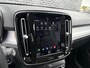 Volvo XC40 T2 Business Pro | Automaat | Trekhaak | Panoramadak | Camera | Adaptieve Cruise Control | Parkeersensoren | Keyless | Dode hoek detectie BLIS |