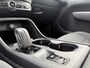 Volvo XC40 T2 Business Pro | Automaat | Trekhaak | Panoramadak | Camera | Adaptieve Cruise Control | Parkeersensoren | Keyless | Dode hoek detectie BLIS |