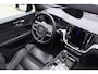 Volvo V60 2.0 T6 Recharge AWD R-Design | Long Range | Panoramadak | Achteruitrijcamera | Keyless | Stoel- en stuurverwarming | Elektrische stoelverstelling | Navigatie | Apple Carplay / Android Auto |