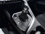 Peugeot 3008 1.2 PureTech Active Pack Business Navi / Carplay / Camera / Clima / LED / All season banden
