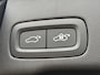 Volvo XC60 2.0 B4 R-Design | Panoramadak | Adaptive cruise control | Harman Kardon audio | Lederen sportstoelen | Stoel- en stuurwielverwarming | LED koplampen | Elektrische stoelverstelling |