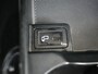 Mercedes-Benz GLA 200 Business Solution AMG / Stoelverwarming / Achteruitrijcamera / Panorama-schuifdak / Night-Pakket /