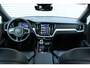 Volvo V60 T6 Plug-in hybrid AWD Plus Dark | Panoramadak | Verwarmbare Voorstoelen (met geheugen), Stuurwiel en Achterbank | Semi-Elektrische Trekhaak | Verwarmbare Voorruit | Premium Audio by Harman Kardon | 360-Camera