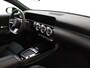 Mercedes-Benz A-klasse 180 AMG Line / Stoelverwarming / Achteruitrijcamera / Panorama-schuifdak / Night-Pakket /