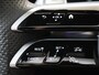 Mercedes-Benz A-klasse 180 AMG Line / Stoelverwarming / Achteruitrijcamera / Panorama-schuifdak / Night-Pakket /