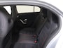 Mercedes-Benz A-klasse 180 AMG Line / Stoelverwarming / Achteruitrijcamera / Panorama-schuifdak /