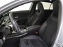 Mercedes-Benz A-klasse 180 AMG Line / Stoelverwarming / Achteruitrijcamera / Panorama-schuifdak / Night-Pakket /