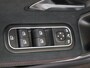 Mercedes-Benz A-klasse 180 AMG Line / Stoelverwarming / Achteruitrijcamera / Panorama-schuifdak / Night-Pakket /