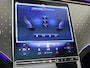 Mercedes-Benz EQE 300 Business Solution AMG-Line 90 kWh / Stoelverwarming / 360Graden-Camera / Panorama-schuifdak / Memory-Stoelen / Luchtvering /