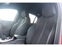 Peugeot 208 1.2 Hybrid 145PK e-DCS6 GT | NAVIGATIE | DRAADLOZE APPLE CARPLAY/ANDROID AUTO | CAMERA VOOR + ACHTER | FULL LED KOPLAMPEN | LICHTMETALEN VELGEN 17" | DODEHOEK DETECTIE | DRAADLOZE TELEFOONLADER | KEYLESS ENTRY/START | DAB+ RADIO | ADAPTIVE CRUISE CONTROL |