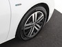 Mercedes-Benz A-klasse 250 e Luxury-Line / Stoelverwarming / Achteruitrijcamera / Trekhaak /