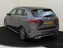 Mercedes-Benz B-klasse 180 Business Solution AMG / Stoelverwarming / Achteruitrijcamera /