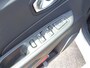 Renault Captur 0.9 TCe Intens Ecc, Navigatie, trekhaak, zwart dak, LM velgen, camera