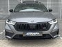 Skoda Octavia Combi 1.4 TSI 245PK RS iV PHEV / Panoramadak /  Verwarmde Sportstoelen /  Head-Up Display / LED Matrix / Parkeersensoren V+A  / 18"LMV