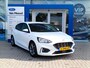 Ford Focus 1.0 EcoBoost Hybrid ST Line X Business Winterpack | Trekhaak | Navigatie | Airco | cruise control | Apple carplay | DAB