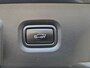 Hyundai Ioniq 5 Lounge 73kWh Automaat / SOH 100 % / HUD / Apple Carplay Android Auto / Trekgewicht 1600 kg / Rondomzicht camera / Stuur-, Stoel en Achterbankverwarming / Adaptief CC / Bose Audio Systeem / Stoelventilatie / Elektrische achterklep /