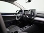 Volkswagen Golf 1.5 eHybrid Life Edition | Automaat | Navigatie | Draadloze Apple carplay | Climate control | Stuur- en Stoelverwarming | Achteruitrij Camera | Park Assist |