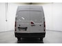 Renault Master 2.3 DCI 135 pk L3H2 Navi, Camera v.a. 329,- p/mnd PDC V+A, 270 Graden Deuren, Smartphone Lader, 3-Zits, Nieuw