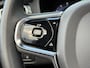 Volvo XC60 2.0 T6 Plug-in hybrid AWD R-Design | Long Range | Trekhaak | Luchtvering | 21'' velgen | 360 camera | Adaptieve cruise control | Elektrische stoelverstelling | Actieve LED koplampen | Stoel- en stuurwielverwarming |
