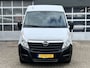 Opel Movano 2.3 CDTI BiTurbo L1H2 Airco Cruise controle Kastinrichting Achteruitrijcamera 2-Persoons Schuifdeur Zijruit rechts Euro 6 Bpm vrij !!1e eigenaar Dealer onderhouden