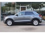 Volkswagen T-Roc 1.0 Style TSI 115pk | Virtual | Pano | Sensoren | LED | Adaptive | Climate | Navi | Carplay |