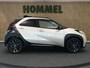 Toyota Aygo X 1.0 VVT-i MT Premium Cabrio - ORIGINEEL NEDERLANDSE AUTO - CARBIO DAK - PARKEERSENSOREN VOOR EN ACHTER - DRAADLOZE APPLE CARPLAY/ANDROID AUTO - DRAADLOZE TELEFOONLADER - VOORSTOELEN VERWARMD - NAVIGATIE