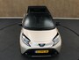Toyota Aygo X 1.0 VVT-i MT Premium - ORIGINEEL NEDERLANDSE AUTO - CARBIO DAK - PARKEERSENSOREN VOOR EN ACHTER - DRAADLOZE APPLE CARPLAY/ANDROID AUTO - DRAADLOZE TELEFOONLADER - VOORSTOELEN VERWARMD - NAVIGATIE