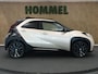Toyota Aygo X 1.0 VVT-i MT Premium - ORIGINEEL NEDERLANDSE AUTO - CARBIO DAK - PARKEERSENSOREN VOOR EN ACHTER - DRAADLOZE APPLE CARPLAY/ANDROID AUTO - DRAADLOZE TELEFOONLADER - VOORSTOELEN VERWARMD - NAVIGATIE