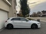 Mercedes-Benz A-klasse 180 AMG Aut Panoramadak Nightpakket Widescreen SfeerVerlichting Keyless SportLeder Led Camera Pdc