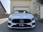 Mercedes-Benz A-klasse 180 AMG Aut Panoramadak Nightpakket Widescreen AmbientLight Keyless SportLeder Led Camera Pdc