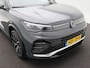 Volkswagen Tiguan 1.5 eHybrid 272 Pk Automaat R-Line Edition | Panorama Dak | Trekhaak | Massage Stoelen | Camera | Carplay | LED | 20 Inch | 1.274 Km!!