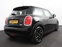 MINI One Mini 1.5 Automaat Blackyard | Parkeer sensoren | Airco | Verwarmbare voorstoelen | Lichtmetalen velgen 16" black
