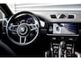 Porsche Cayenne Coupé 3.0 E-Hybrid 462pk | Panoramadak | Sport Chrono | 360 Camera | 21'' Wielen | Luchtvering | Stuurverwarming |  Stoel + Achterbankverwarming | LED Achterlichten donker |
