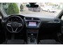 Volkswagen Tiguan 1.5 TSI 150pk DSG Elegance / Fabrieksgarantie 01-2027 / Panoramadak / Elek Achterklep met Virtual Pedal / LED MATRIX / Camera / Stuur & Stoelverwarming / 19" LMV