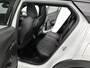 Peugeot e-2008 EV GT Pack 50 kWh 136 pk | Navigatie | Elektrisch Glazen Panoramadak | Achteruitrijcamera | Lederen Bekleding | Verwarmde Sportstoelen | Trekhaak | LED Koplampen | Dodehoek Detectie | Adaptieve Cruise Control | 18" Lichtmetalen Velgen | Apple Carplay/Android Auto |