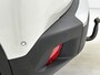 Peugeot e-2008 EV GT Pack 50 kWh 136 pk | Navigatie | Elektrisch Glazen Panoramadak | Achteruitrijcamera | Lederen Bekleding | Verwarmde Sportstoelen | Trekhaak | LED Koplampen | Dodehoek Detectie | Adaptieve Cruise Control | 18" Lichtmetalen Velgen | Apple Carplay/Android Auto |