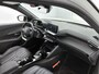 Peugeot e-2008 EV GT Pack 50 kWh 136 pk | Navigatie | Elektrisch Glazen Panoramadak | Achteruitrijcamera | Lederen Bekleding | Verwarmde Sportstoelen | Trekhaak | LED Koplampen | Dodehoek Detectie | Adaptieve Cruise Control | 18" Lichtmetalen Velgen | Apple Carplay/Android Auto |