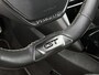 Peugeot e-2008 EV GT Pack 50 kWh 136 pk | Navigatie | Elektrisch Glazen Panoramadak | Achteruitrijcamera | Lederen Bekleding | Verwarmde Sportstoelen | Trekhaak | LED Koplampen | Dodehoek Detectie | Adaptieve Cruise Control | 18" Lichtmetalen Velgen | Apple Carplay/Android Auto |