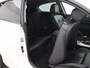 BMW 1-Serie 118i 3-DEURS + LEDER | SPORTSTOELEN | STOELVERW. | 18 INCH