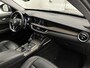 Alfa Romeo Stelvio First Edition 280 pk Automaat | Navigatie | Achteruitrijcamera | Lederen Bekleding | Voorstoelen Verwarmd | Bi-Xenon Koplampen | Keyless Entry/Start | Dodehoek Detectie | Premium Audio | 20" Lichtmetalen Velgen | Apple Carplay/Android Auto |