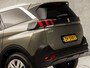 Peugeot 5008 1.2 PureTech Sport 7 Persoons (APPLE CARPLAY, GROOT NAVI, CLIMATE, PARKEERSENSOREN, SPORTSTOELEN, GETINT GLAS, CRUISE, NIEUWSTAAT)