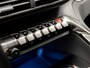 Peugeot 5008 1.2 PureTech Sport 7 Persoons (APPLE CARPLAY, GROOT NAVI, CLIMATE, PARKEERSENSOREN, SPORTSTOELEN, GETINT GLAS, CRUISE, NIEUWSTAAT)