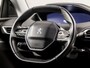 Peugeot 5008 1.2 PureTech Sport 7 Persoons (APPLE CARPLAY, GROOT NAVI, CLIMATE, PARKEERSENSOREN, SPORTSTOELEN, GETINT GLAS, CRUISE, NIEUWSTAAT)
