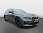 BMW 3-Serie Touring 320i High Executive Sport Aut [ 18inch M-pakket velgen ]