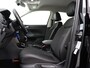Volkswagen T-Cross 1.0 TSI 115 PK Life Business | R-Line | Apple CarPlay | Clima | Getint Glas | Parkeerhulp |