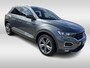 Volkswagen T-Roc 1.5 TSI 150pk DSG Sport / Comfortstoelen / Virtual Cockpit / LED / Elek Achterklep / Camera / 18" LMV