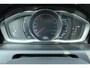 Volvo XC60 T5 Automaat FWD Summum | Elektrisch Glazen Panorama-Dak | Trekhaak Met Afneembare Kogel | Lichtmetalen Velgen 18" | Electronic Climate Controle |  Voorstoelen Verwarmd | Park Assist Achter | Leder bekleding Offblack | Cruise Control | Bots Herkenning En Activatie | Autonomous Emergency Braking | Achterbank In Delen Neerklapbaar |